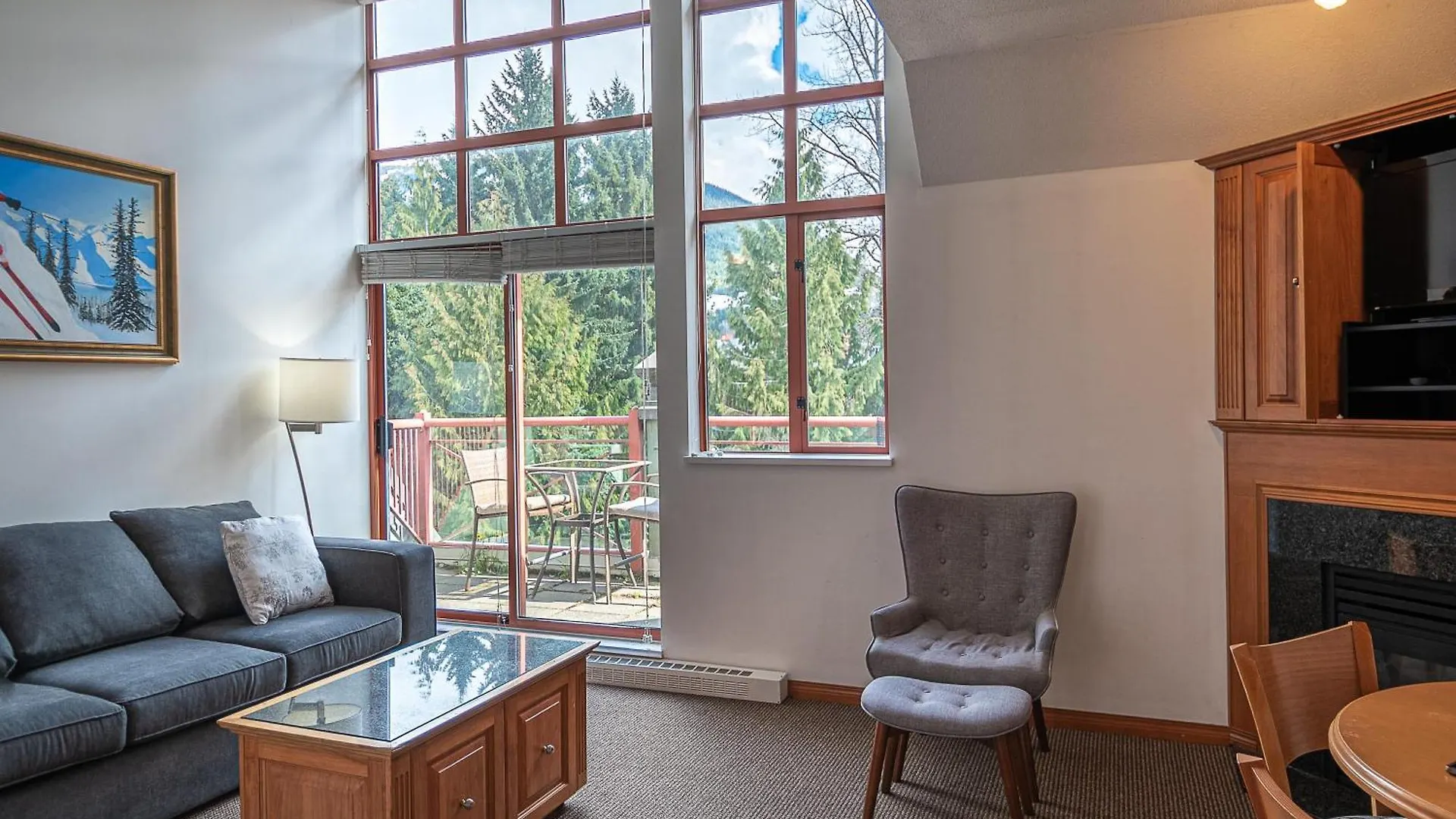 Alpenglow Lodge One Bedroom Penthouse By Mva Whistler 0*,  Canada